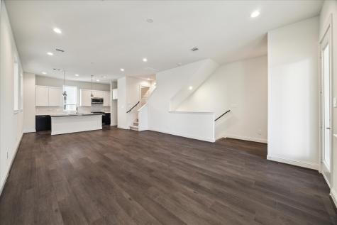 1813 Mills Street Houston TX 77026
