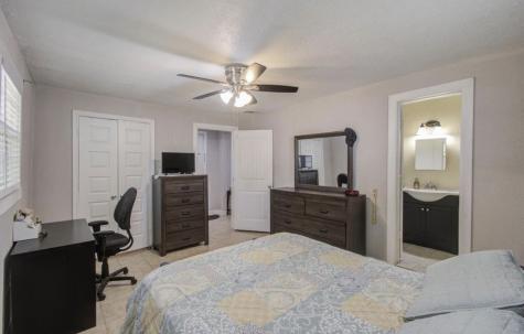 5423 N Shady Creek Drive Houston TX 77017