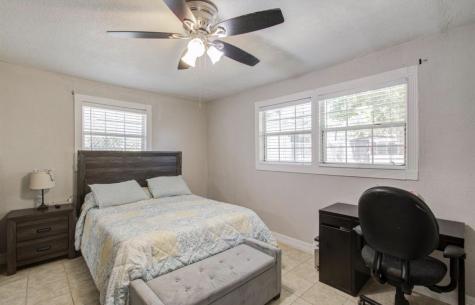 5423 N Shady Creek Drive Houston TX 77017
