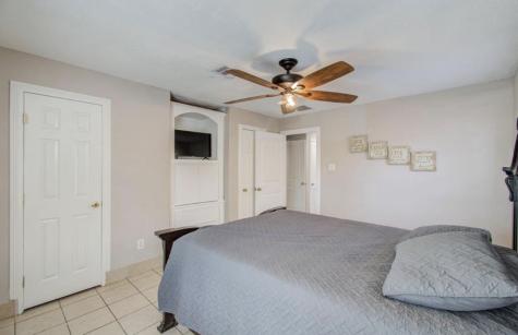 5423 N Shady Creek Drive Houston TX 77017