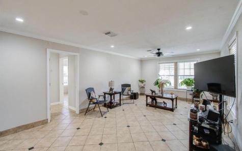 5423 N Shady Creek Drive Houston TX 77017