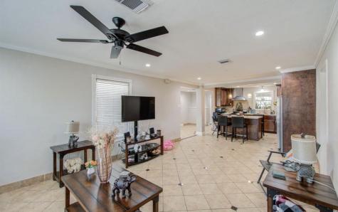 5423 N Shady Creek Drive Houston TX 77017