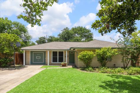2110 Chippendale Road Houston TX 77018