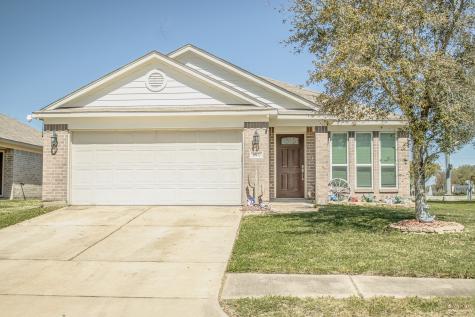 2602 Cardinal Elm Street Fresno TX 77545
