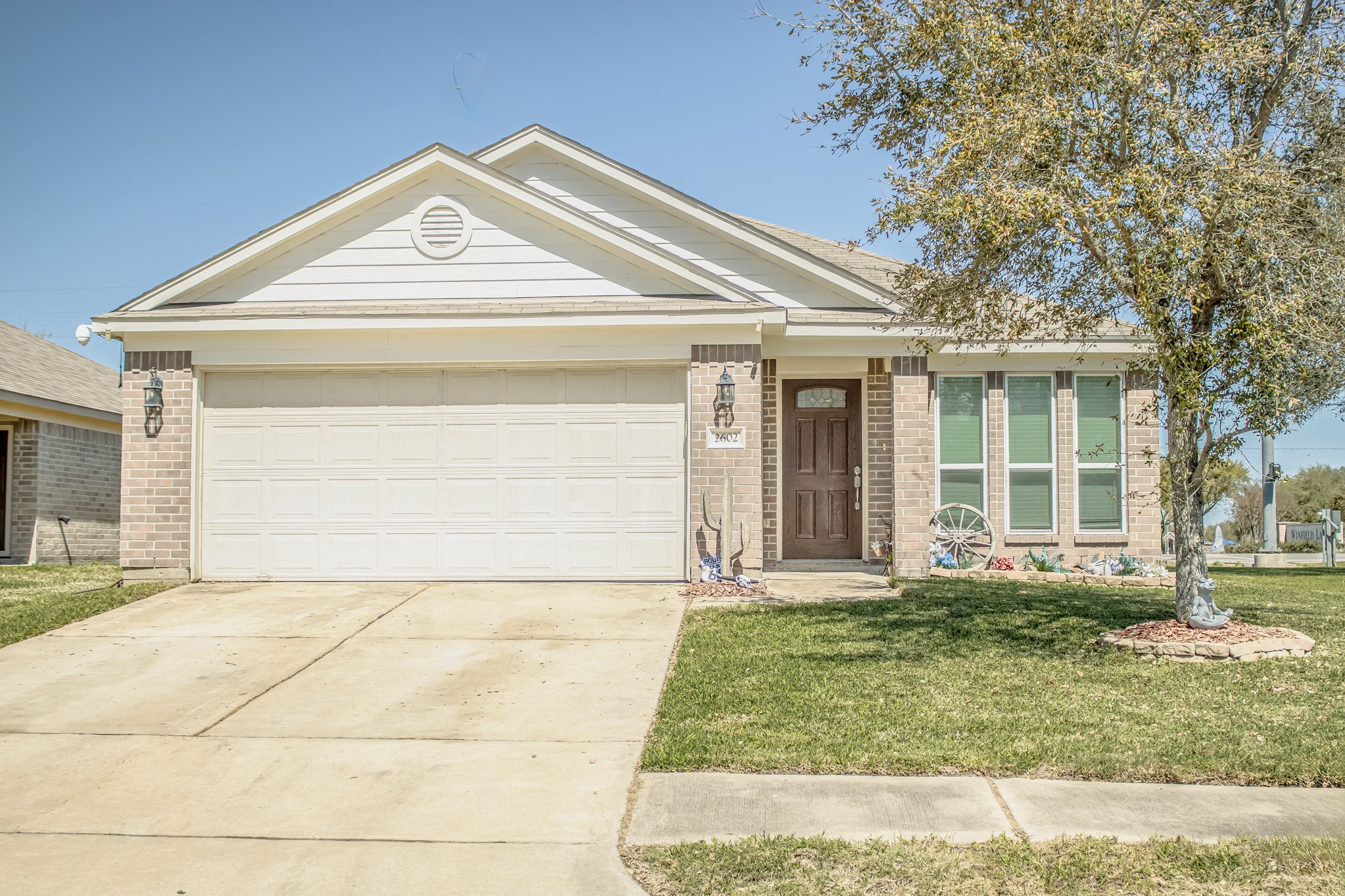 2602 Cardinal Elm Street Fresno TX 77545