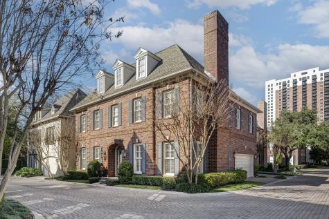 1226 Ripple Creek Drive Houston TX 77057