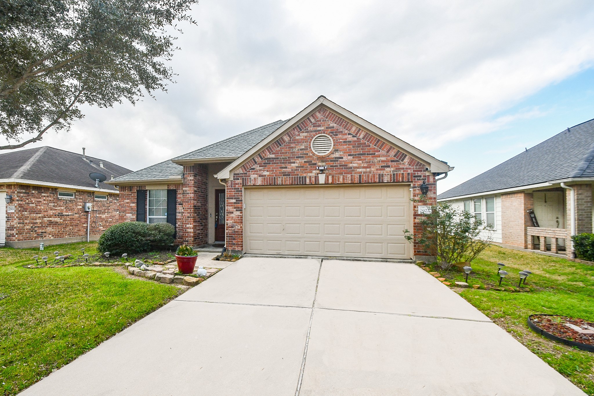 2922 Sage Bluff Avenue Richmond TX 77469