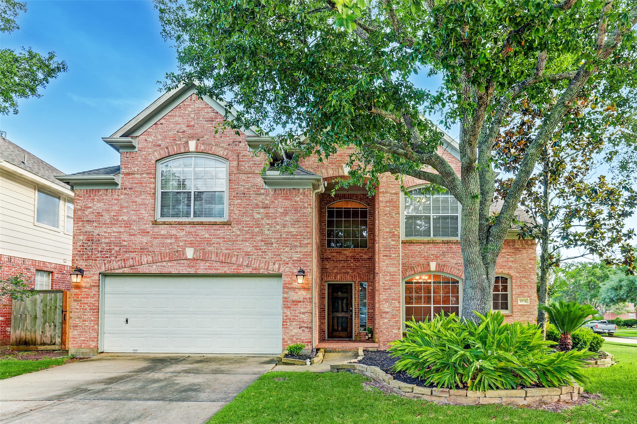 8826 Saratoga Drive Sugar Land TX 77479