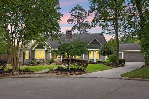 5511 Oak Cove Drive Kingwood TX 77345