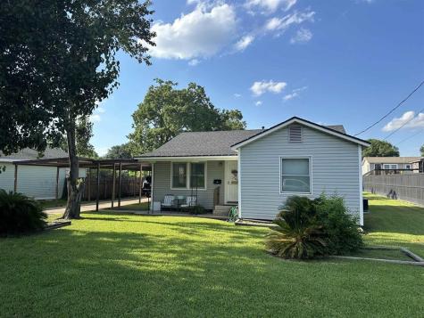 314 Avenue F Port Neches TX 77651