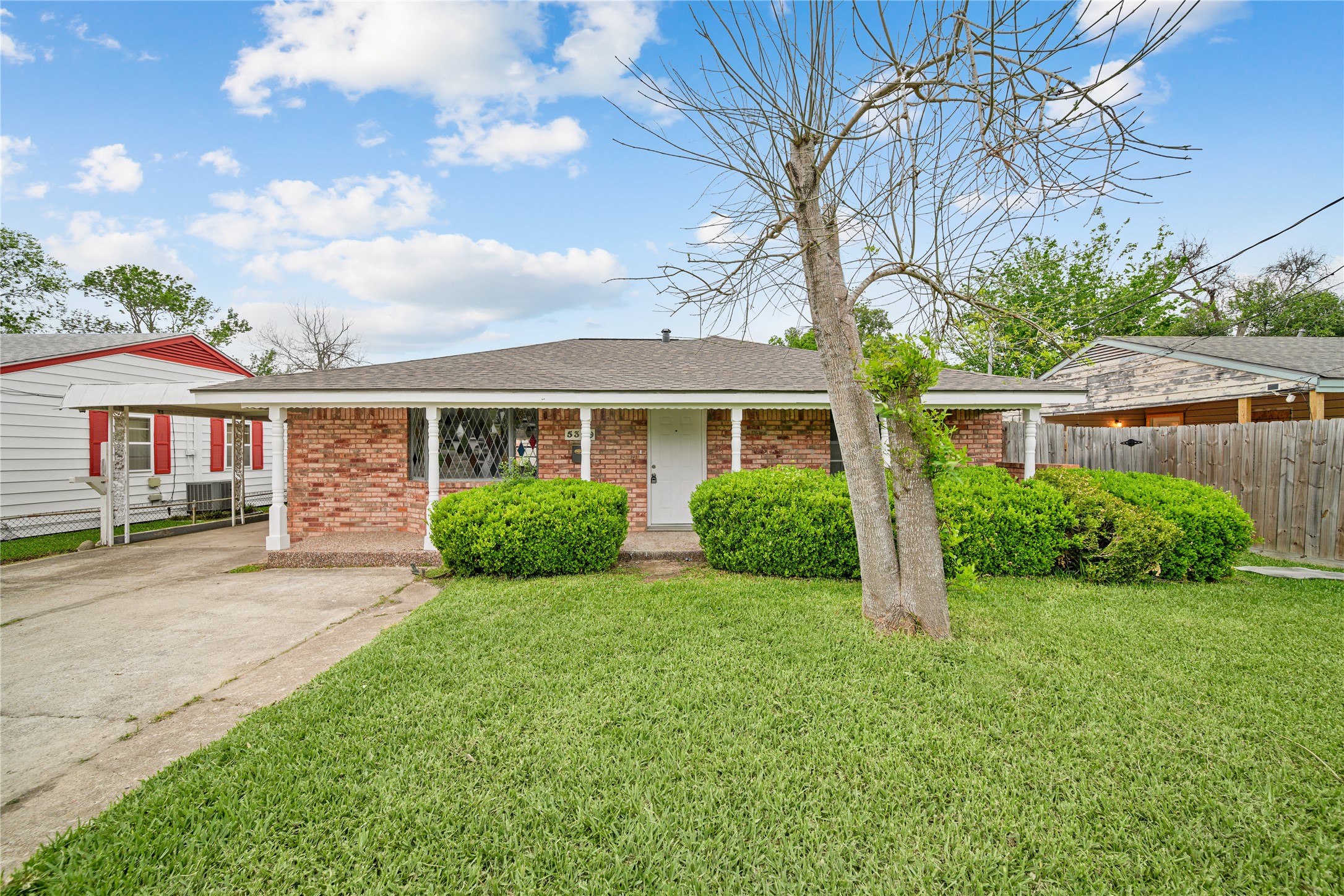 5309 Pederson Street Houston TX 77033