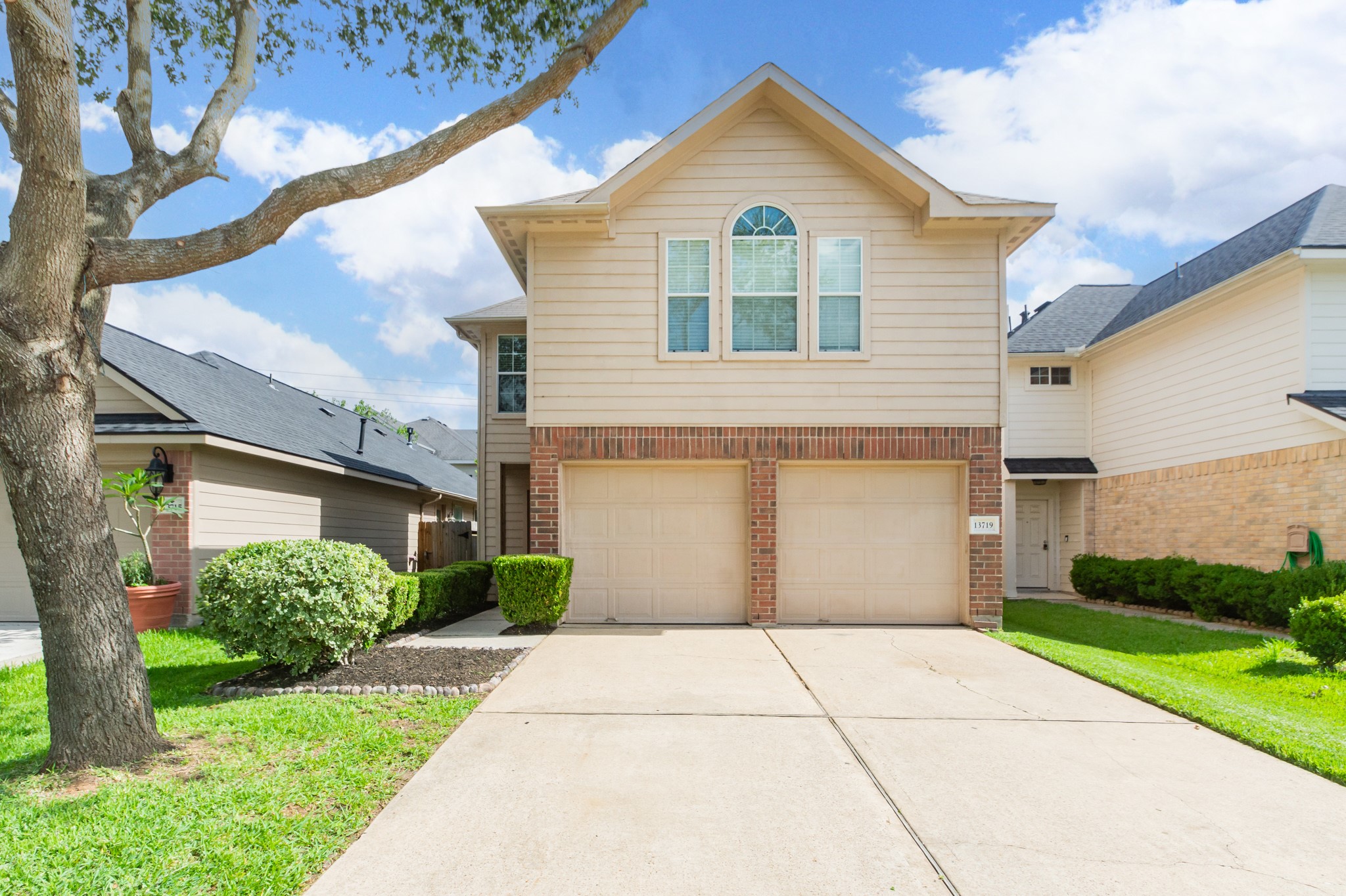 13719 Rural Oak Street Houston TX 77034
