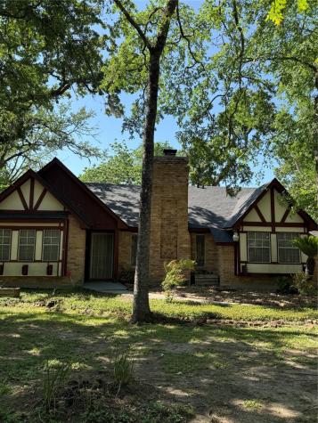 1103 Myrtlewood Drive Friendswood TX 77546