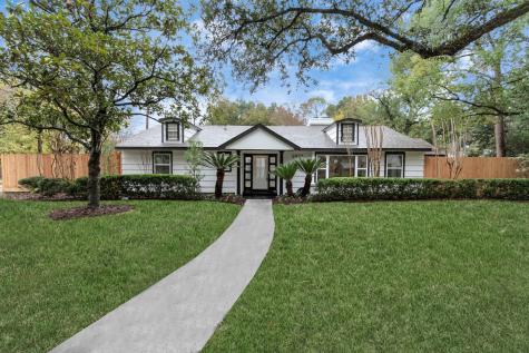 5422 Valerie Street Bellaire TX 77401
