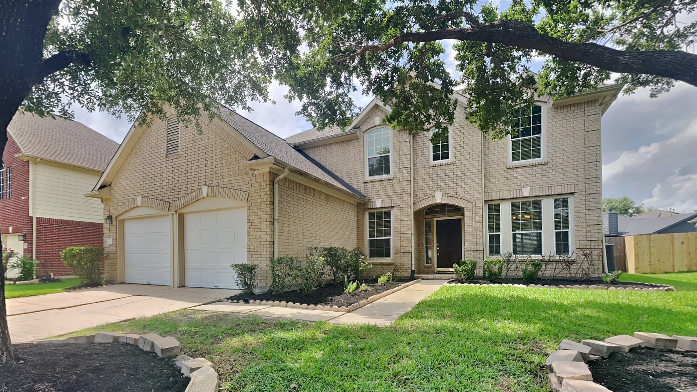 4010 Dogwood Bough Lane Fresno TX 77545