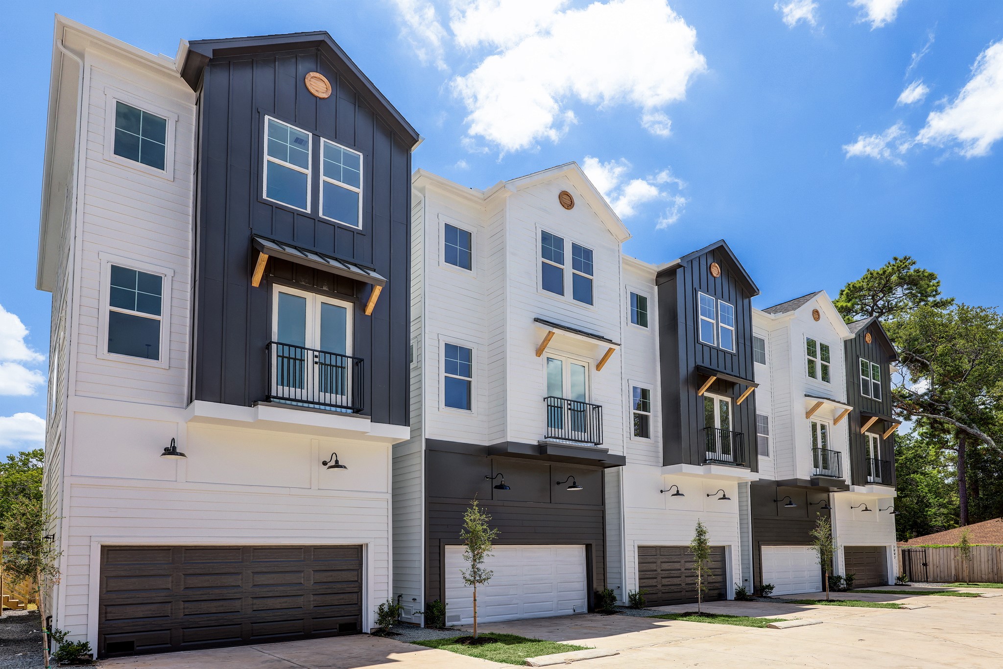 2808 Versailles Oak Lane Houston TX 77092