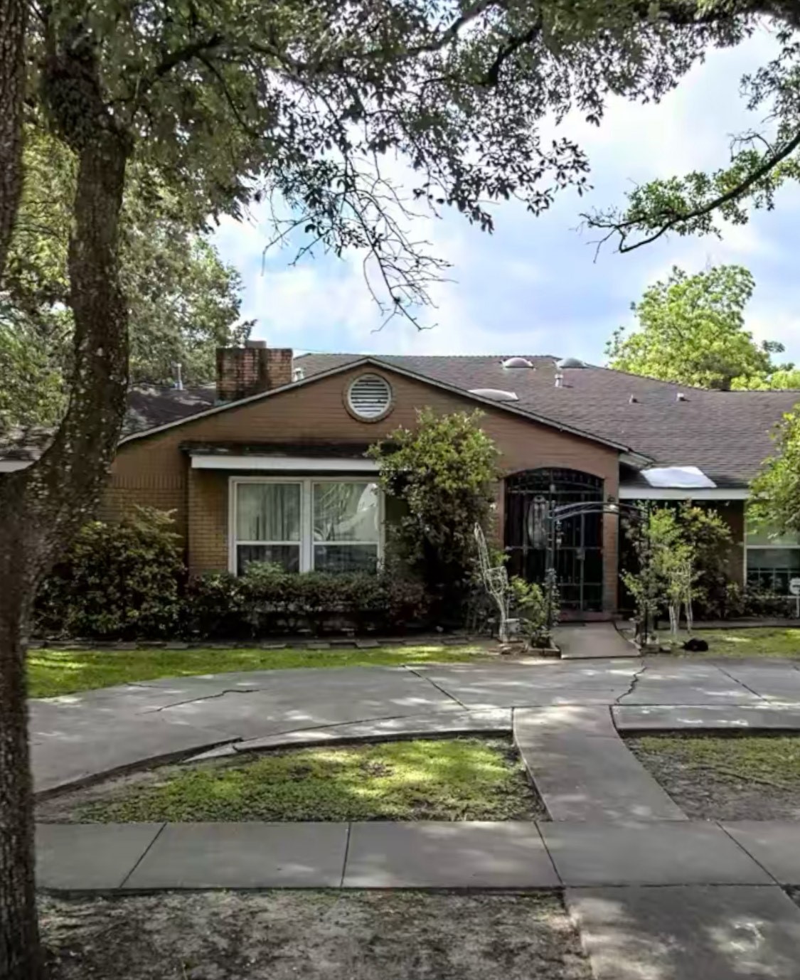 3753 Drake Street Houston TX 77005