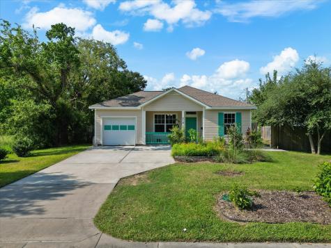 214 20th Avenue N Texas City TX 77590