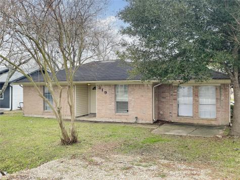 319 N 9th Street Beasley TX 77417