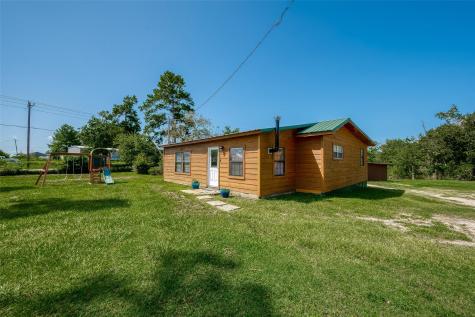 695 Yaupon Cove Drive Onalaska TX 77360