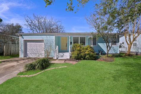 114 Whiting Street Galveston TX 77550