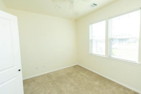 1084 Road 5203 Cleveland TX 77327
