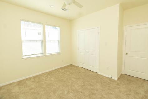 1084 Road 5203 Cleveland TX 77327