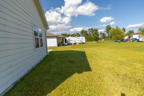1084 Road 5203 Cleveland TX 77327