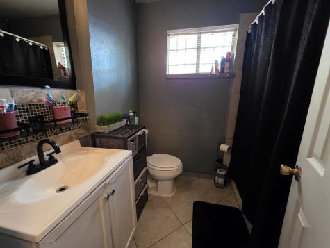 2415 W Little York Road D Houston TX 77091
