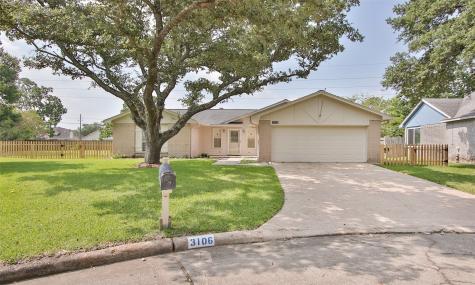 3106 S Peach Hollow Circle Pearland TX 77584