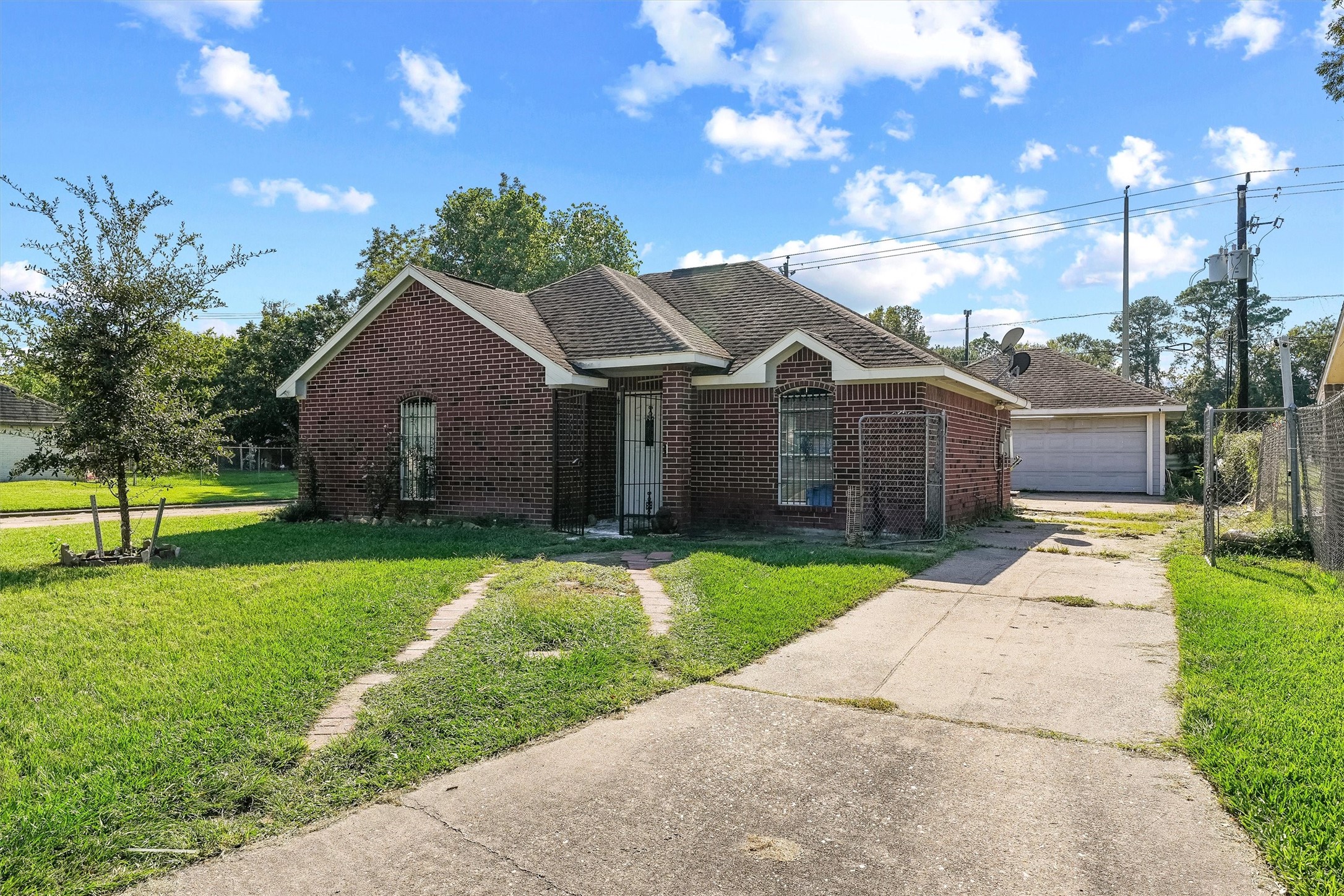 8319 Ponnel Lane Houston TX 77088