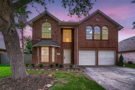3934 Dogwood Bough Lane Fresno TX 77545