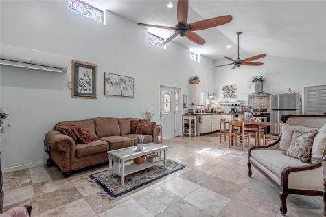 743 Turner Street Groveton TX 75845