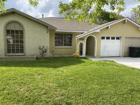 8006 Shiner Lane Houston TX 77072