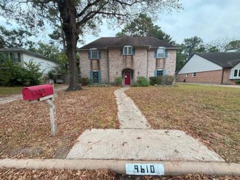 9610 Lark Meadow Drive Houston TX 77040