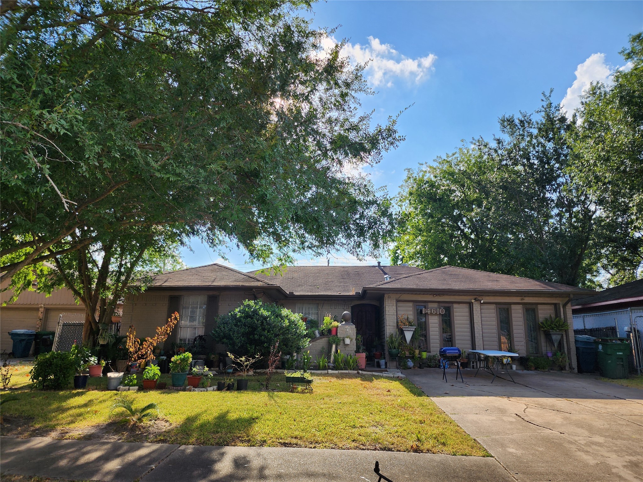 14610 Almeece Street Houston TX 77045