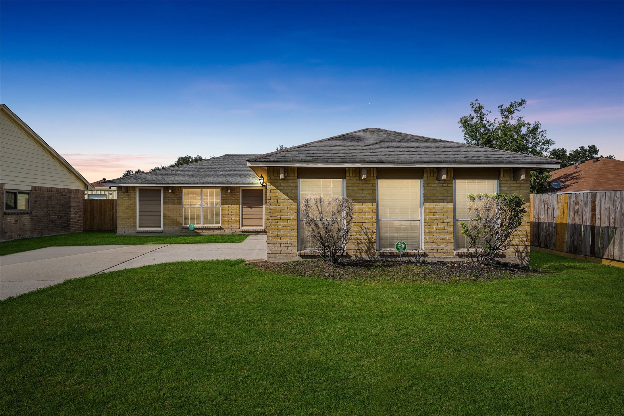 2739 S Camden Parkway Houston TX 77067