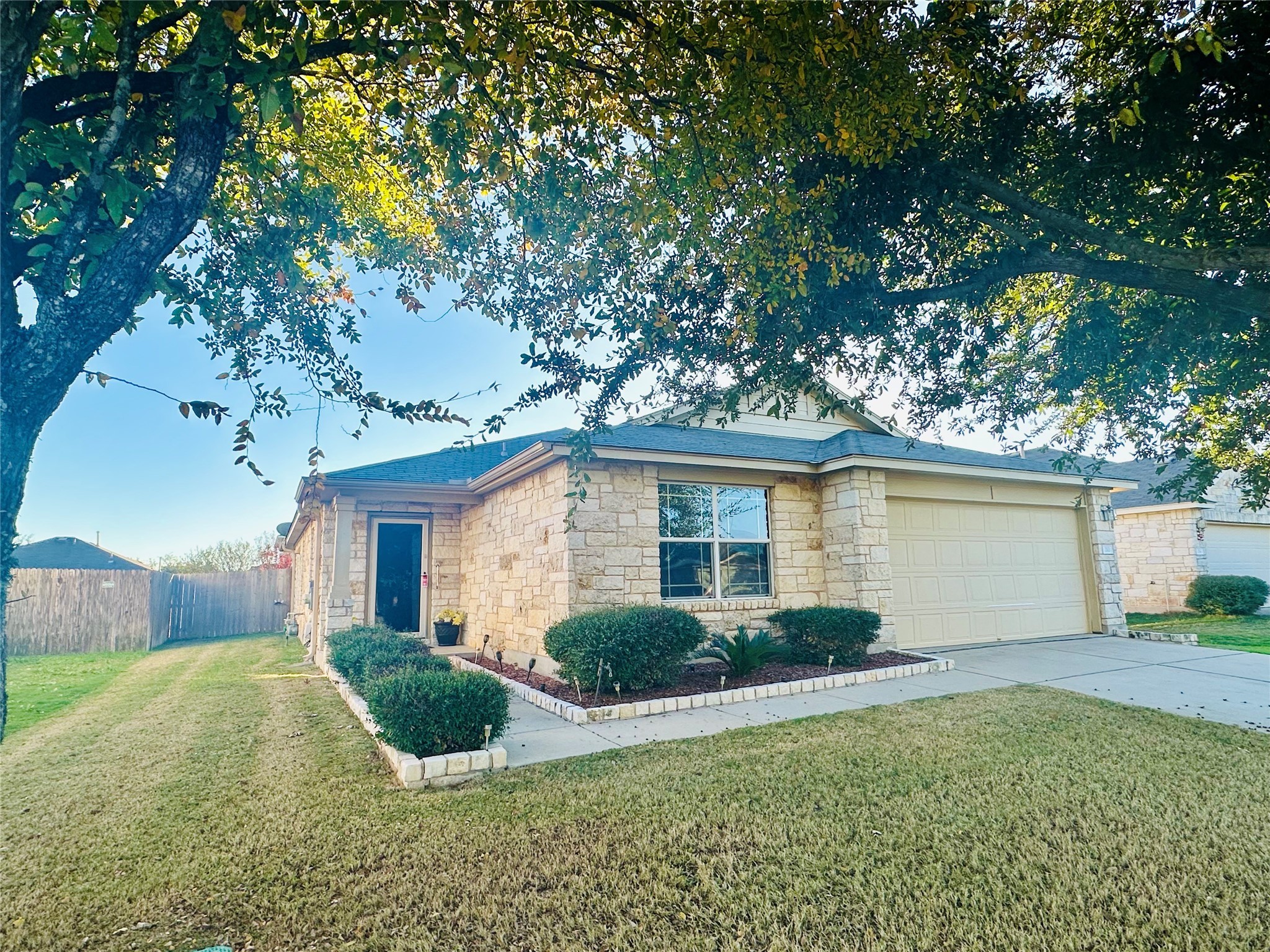 212 Pack Horse Drive Bastrop TX 78602