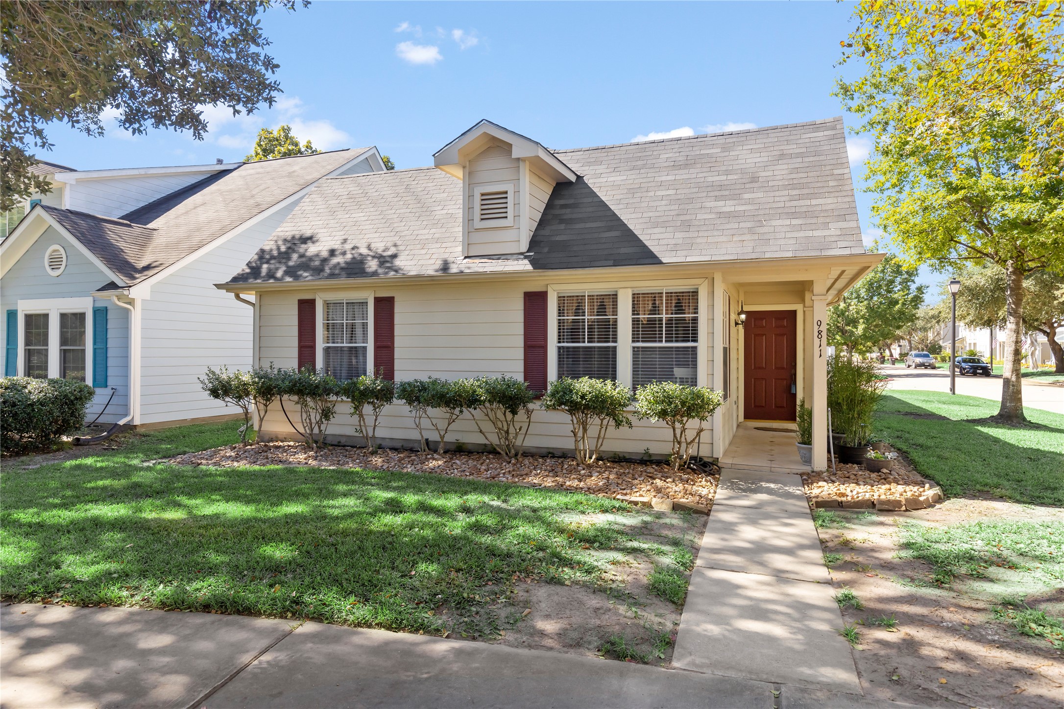 9811 Farrell Drive Houston TX 77070