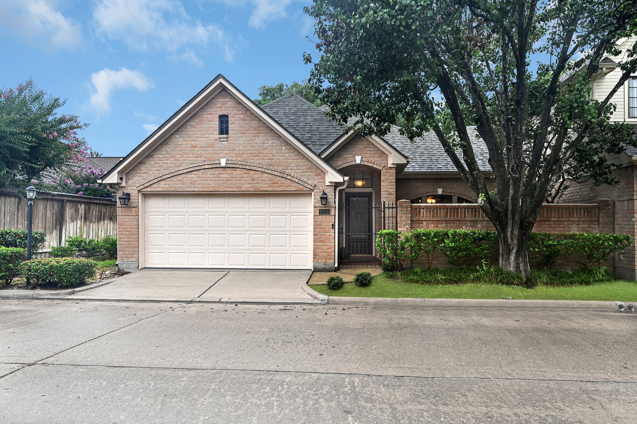 8026 Oakwood Trace Houston TX 77040