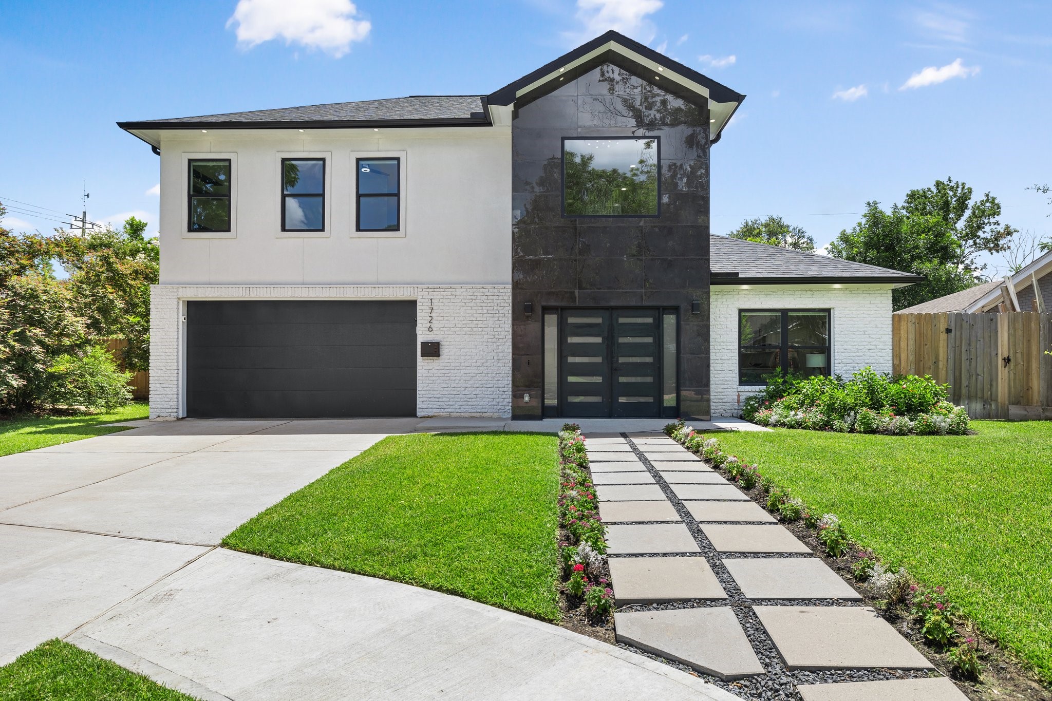 1726 Locksford Street Houston TX 77008