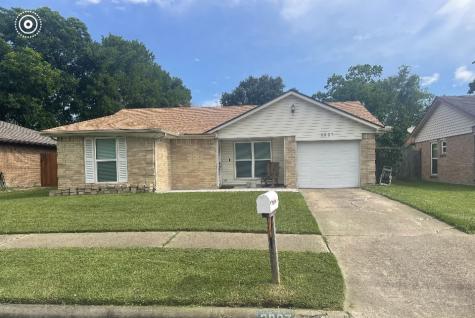 2807 N Belgravia Drive Pearland TX 77584