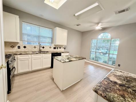 2915 Veva Drive Pearland TX 77584