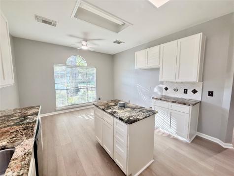 2915 Veva Drive Pearland TX 77584