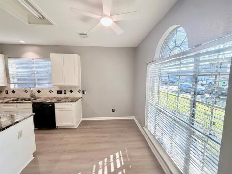 2915 Veva Drive Pearland TX 77584