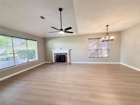 2915 Veva Drive Pearland TX 77584
