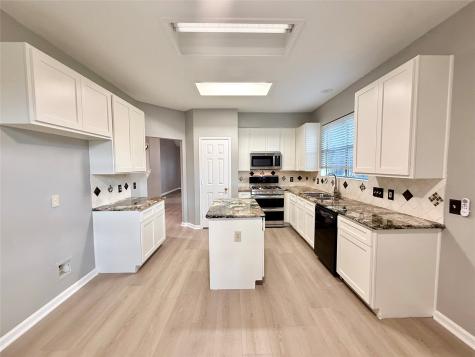 2915 Veva Drive Pearland TX 77584
