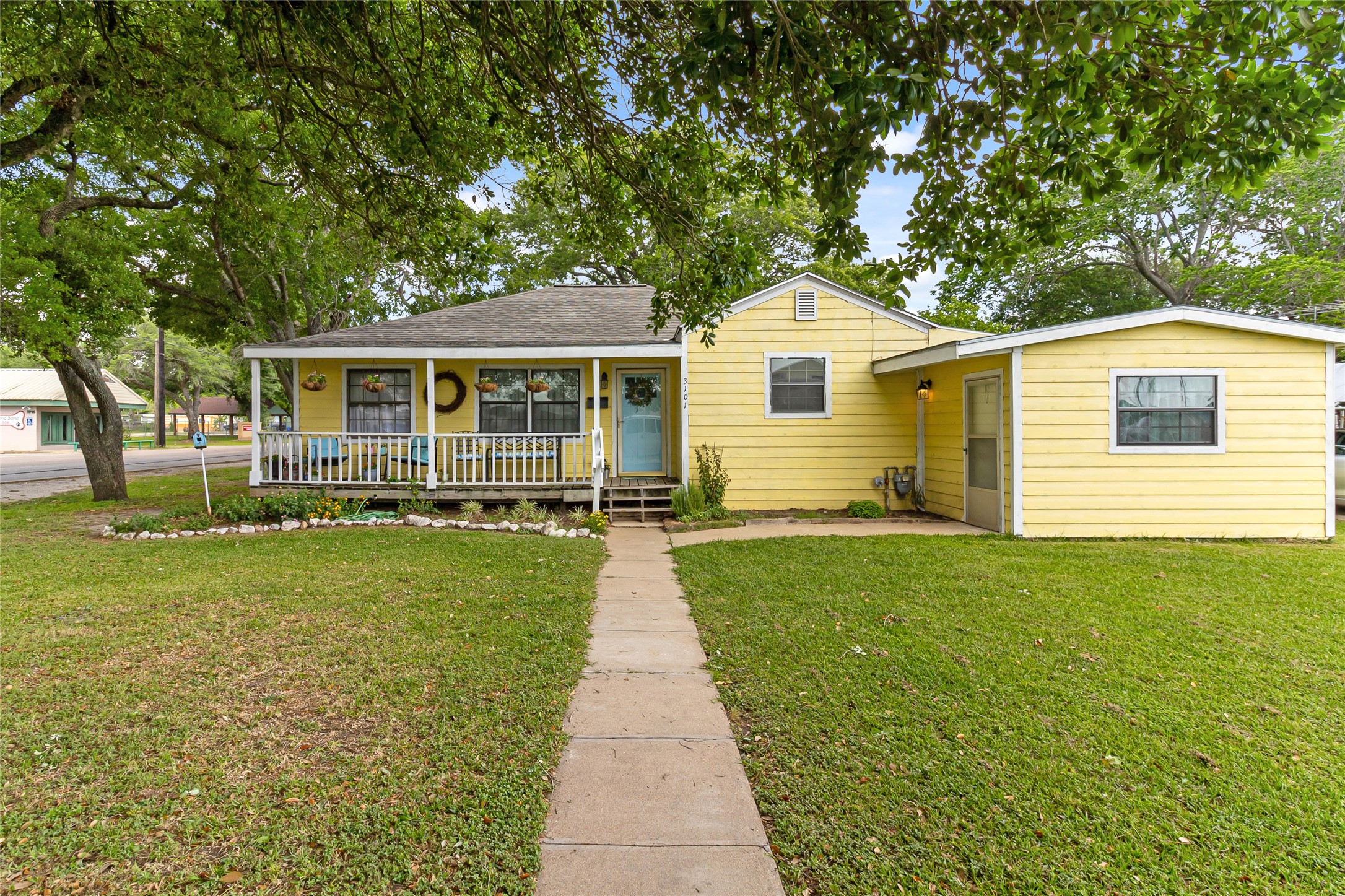 3101 8th Street Bay City TX 77414