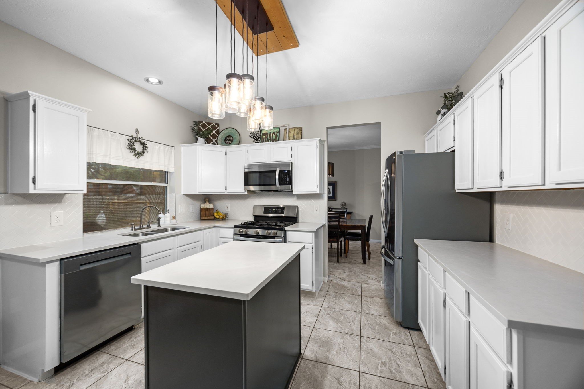 15702 Wellshire Village Court Sugar Land TX 77498