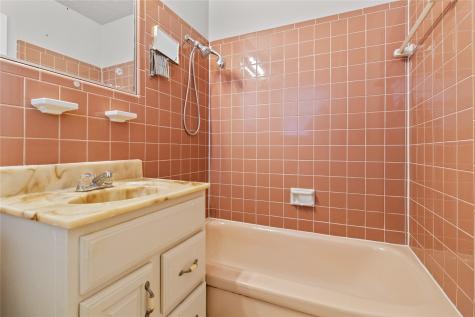 2107 San Jacinto Drive Pasadena TX 77502